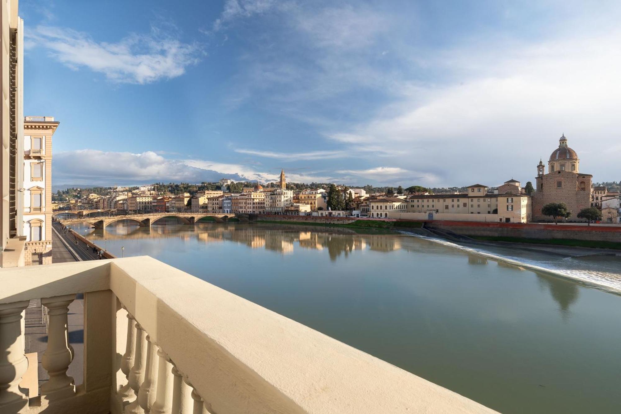 The St. Regis Florence Luaran gambar